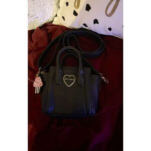 Betsey Johnson X TROLLS crossbody handbag/purse w/cupcake keychain